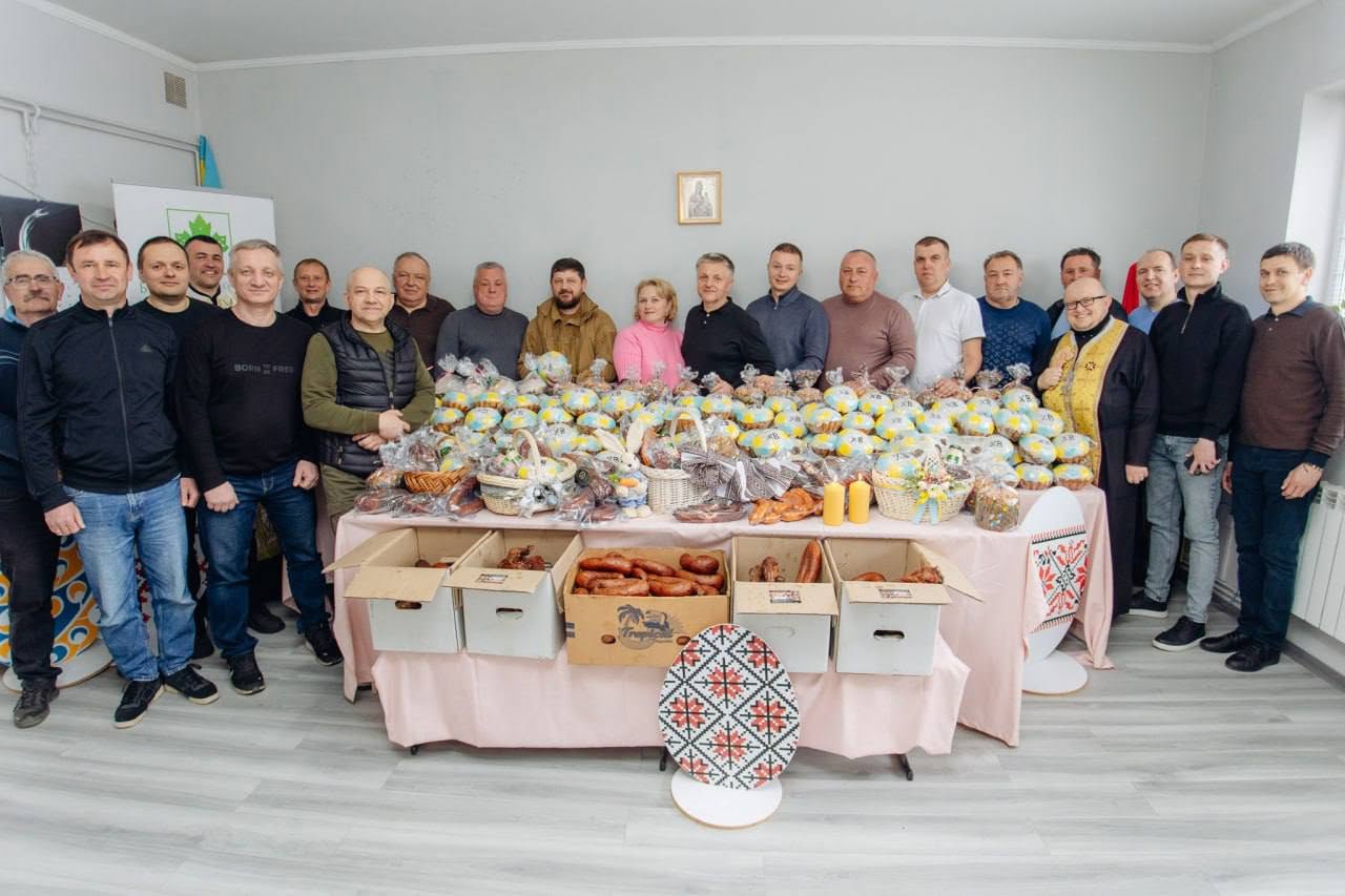 Команда Благодійного фонду Родини Веселого